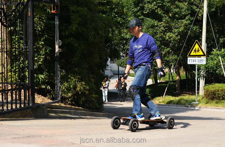 新しい電動スケートボード電動skaerboards2700w販売のための問屋・仕入れ・卸・卸売り