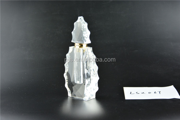 カスタマイズされた任意の形状空のクリスタルガラスの香水瓶仕入れ・メーカー・工場