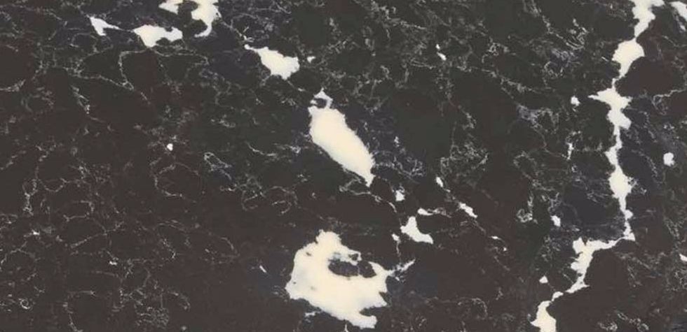 Carrara black quartz stone -1.jpg