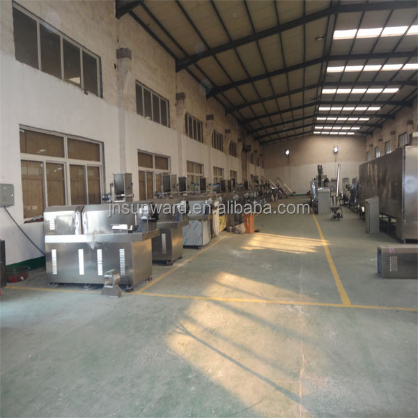 chinese automatic multiple output kurkure food extruder