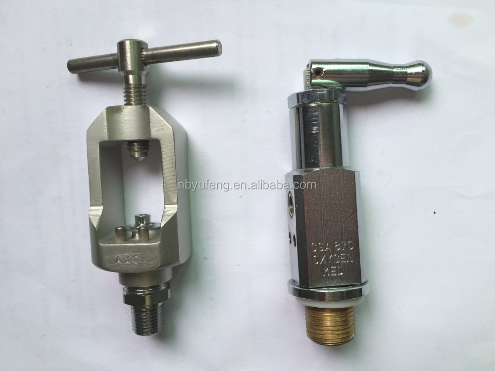 Male Connection Pin Index Yoke Connector With Cylinder And Regulator