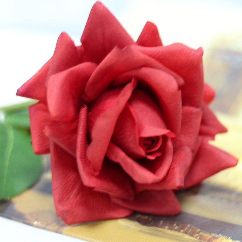 Wholesale High Simulation Preserved Artificial Silk Red Roses Real