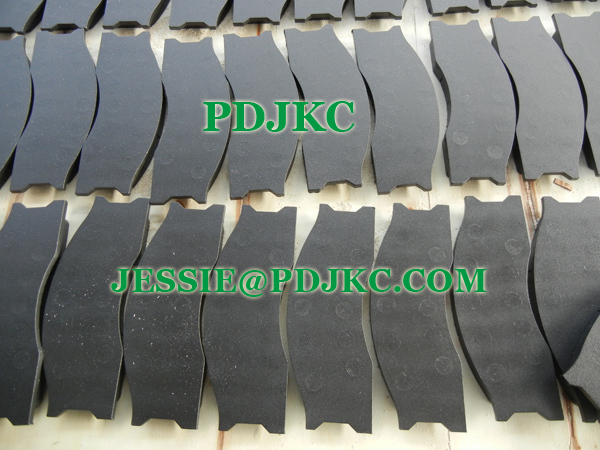Komatsu brake pads .jpg