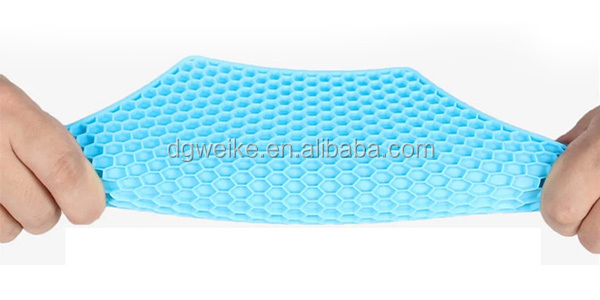 Heat-Resistant-Table-Trivet-Cup-Coaster-Mat-Pad-Cushion-Placemat-Silicone-4Colors.jpg