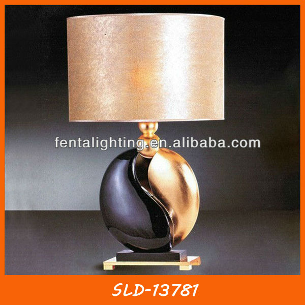 金色の彫刻樹脂ハンドメイドsld-13791テーブルランプ問屋・仕入れ・卸・卸売り