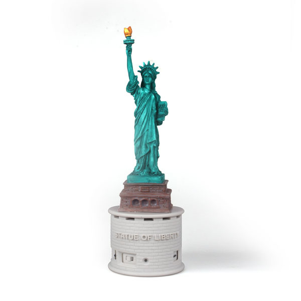 Statue of Liberty Wireless speaker (1).jpg