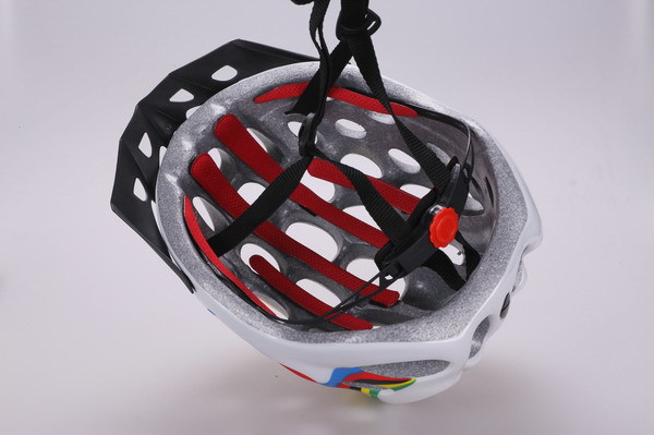 プロフェッショナル大人の自転車ヘルメット付きブラックeps仕入れ・メーカー・工場