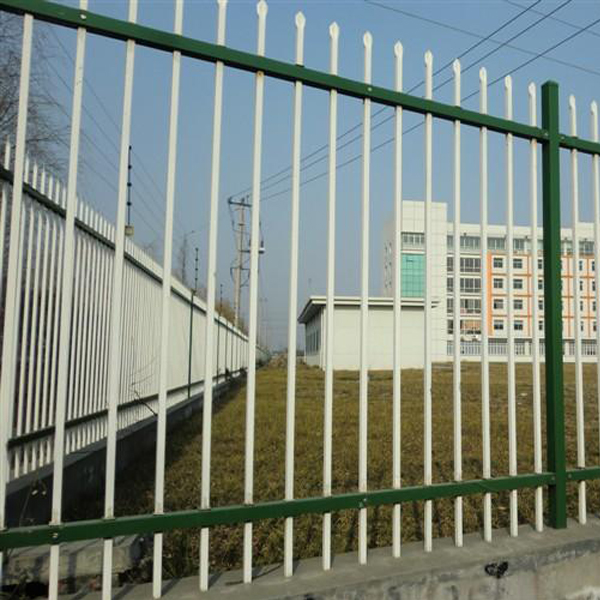 iron fence 600 (1)