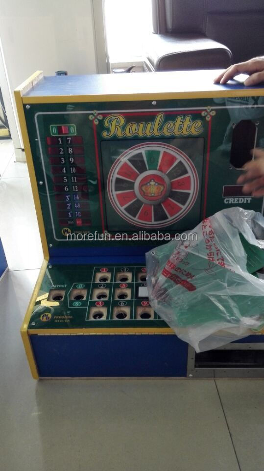 Electronic roulette table
