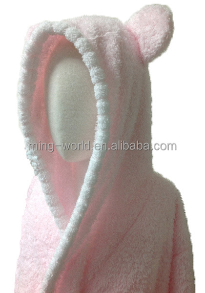 甘いベビーピンクタオルのバスローブふわふわの女の子のフード付きバスローブ仕入れ・メーカー・工場