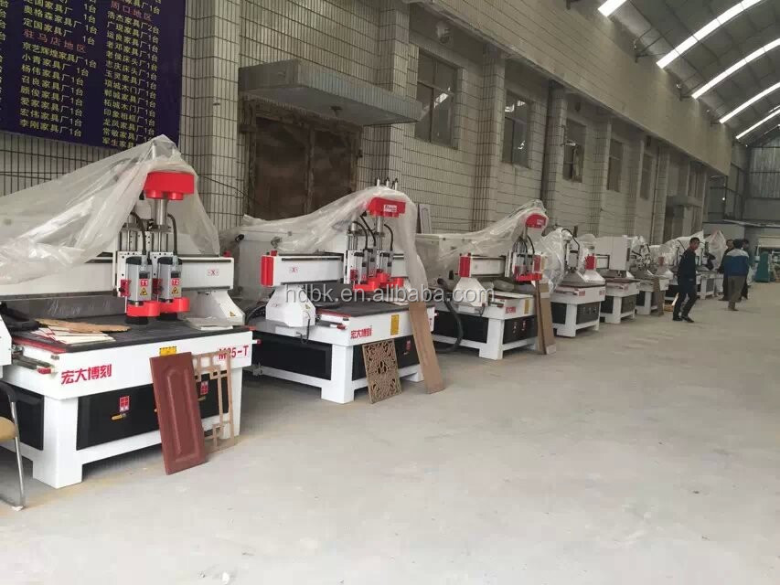 Cnc木工機械/cnc彫刻機/4.5キロワットcncルータマシンとための空冷スピンドル家具、 木製のドア問屋・仕入れ・卸・卸売り