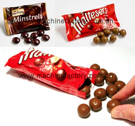 Automatic chewing gum counting packaging machine
