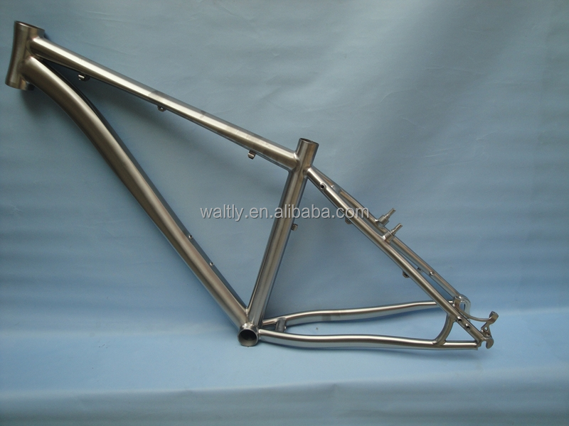 LOW-00126381M5.jpg