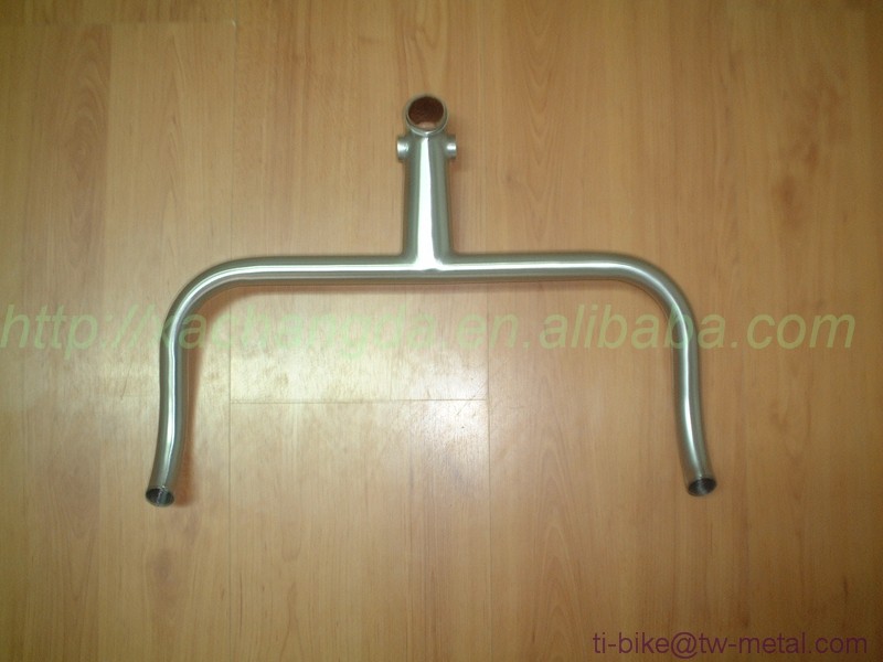 titanium handle bar road01.jpg