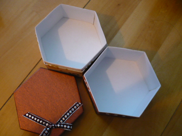 luxury cardboard hexagon boxes for packaging jewelry