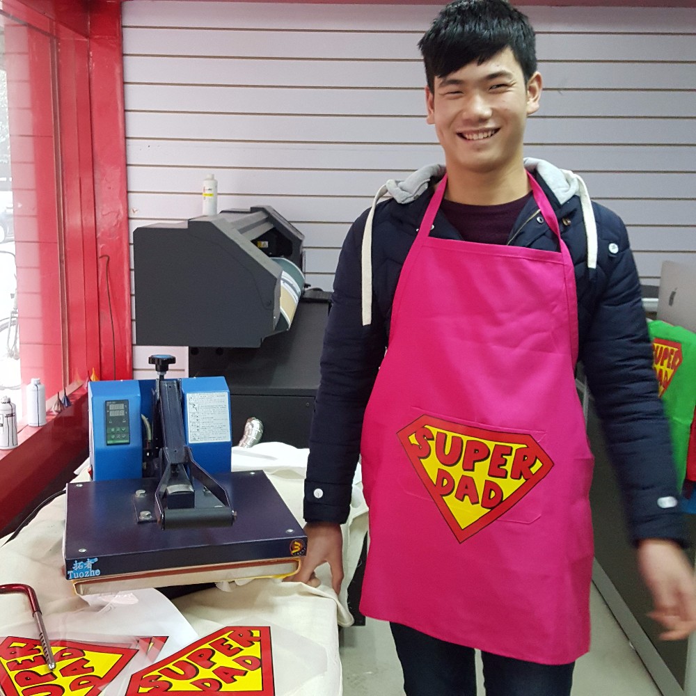 ローズ レッド プロモーション エプロン ポリエステル素材の ため の販売促進仕入れ・メーカー・工場