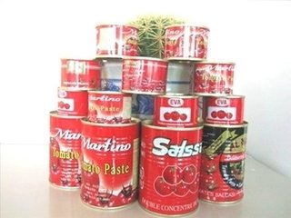 tomato sauce tin can