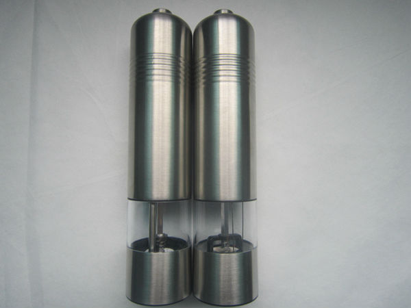 battery operated salt pepper grinder with s/s casing