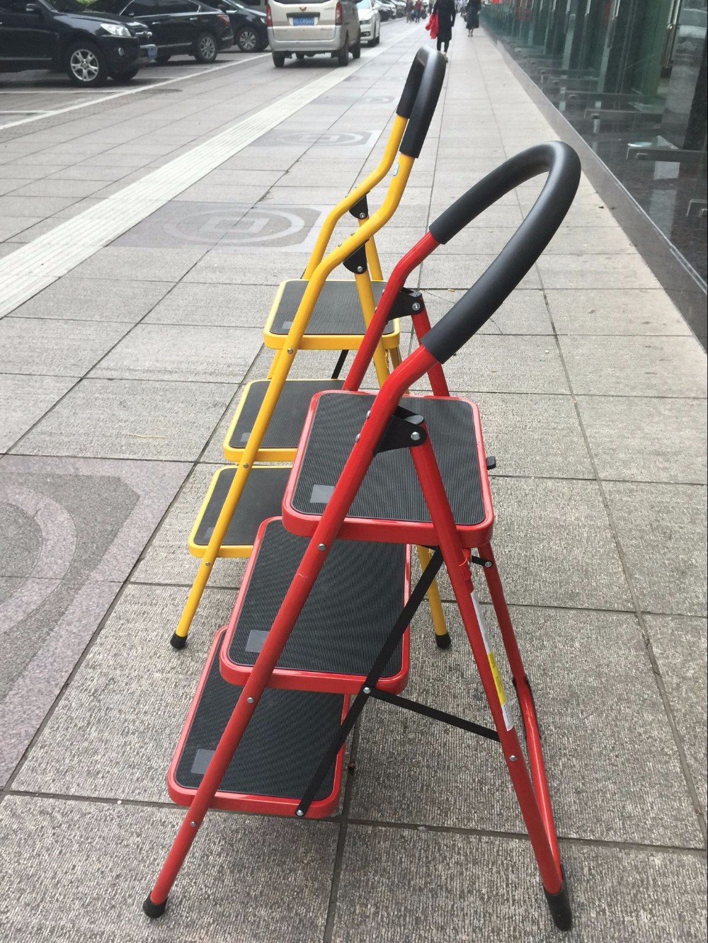 Wholesale Steel Folding 3 Step Ladder With Plastic Step Wide Step