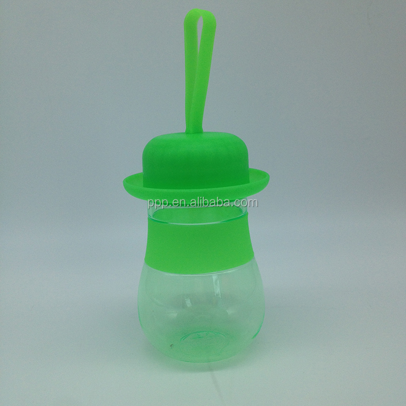 ノベルティでカラフルな子供たちのカップ状の蓋付き水ボトル仕入れ・メーカー・工場