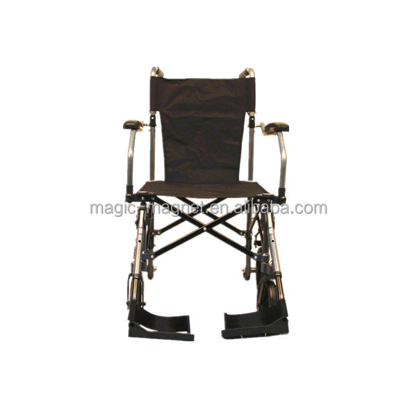 超軽量ポータブル折りたたみ椅子輸送車椅子障害者のためのホイール付き高さ調節可能なフットレスト問屋・仕入れ・卸・卸売り