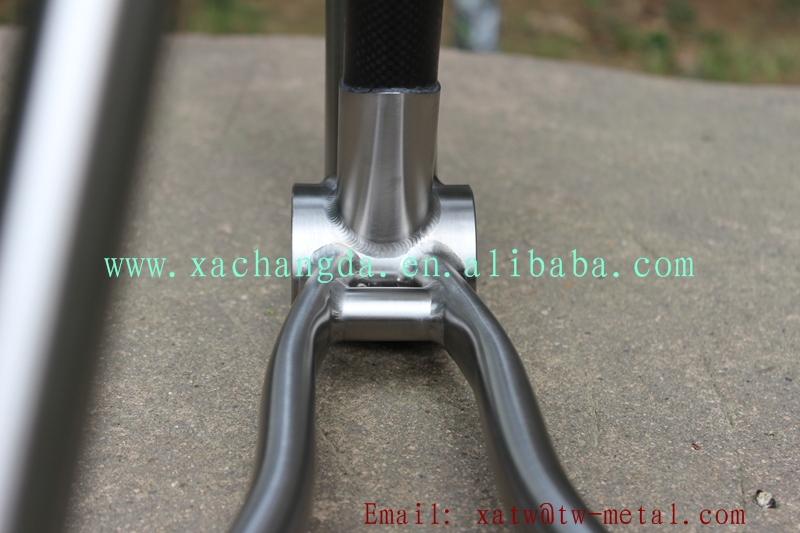 xacd Ti & carbon bike frame50.jpg