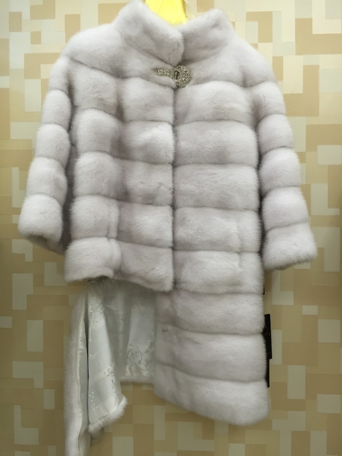 新しいレディースリアル取り外し可能なミンクの毛皮パーカー花嫁ロングコート暖かいトレンチ冬のジャケット生き抜く仕入れ・メーカー・工場