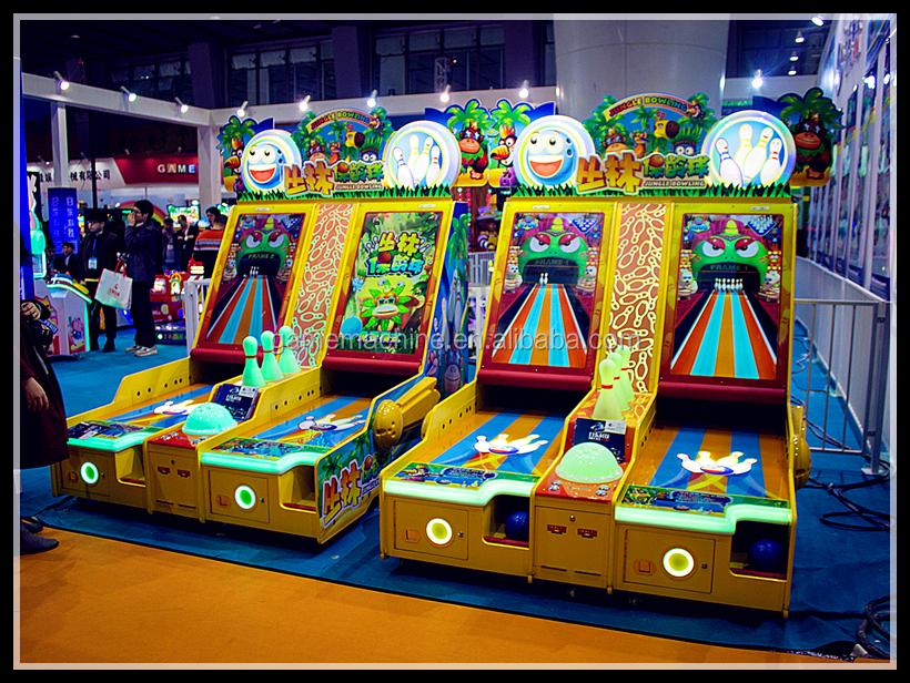 Arcade Game Machine Lottery Ticket Mini Jungle Cricket Bowling Machine