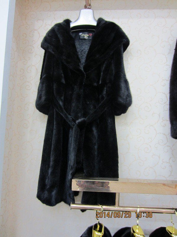 Hot selling imported mink fur coat/A popular in Russian/long section mink fur coat