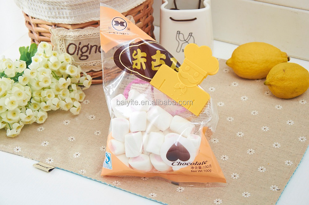 PLASTIC BAG CLIPS