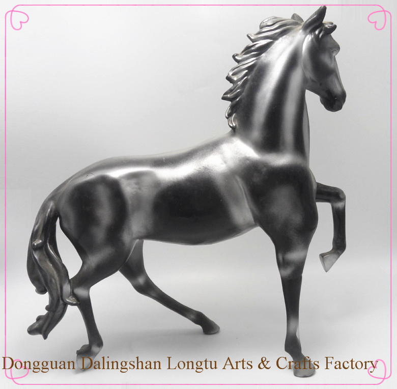 美しいファッションポリレジン装飾的な馬の新製品仕入れ・メーカー・工場