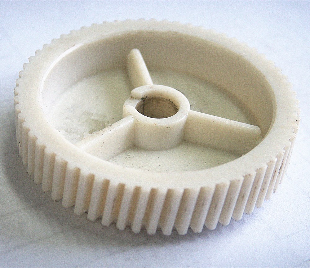 Plastic Gears / Big Plastic Gears Manufacturer / Plastic