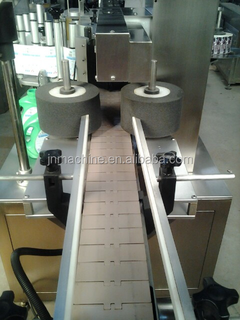 Vertical Red Wine Labeling Machine