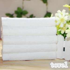 hotel Guangzhou polyester/cotton custom lollipop shape towel cake
