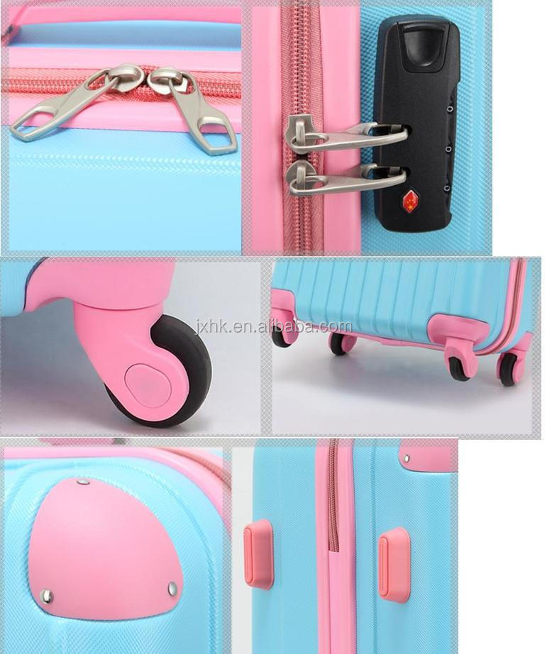 trave case detail