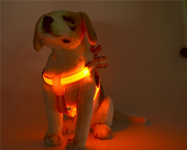 卸売犬品2014年新しいペットハーネス犬の服を導いた問屋・仕入れ・卸・卸売り
