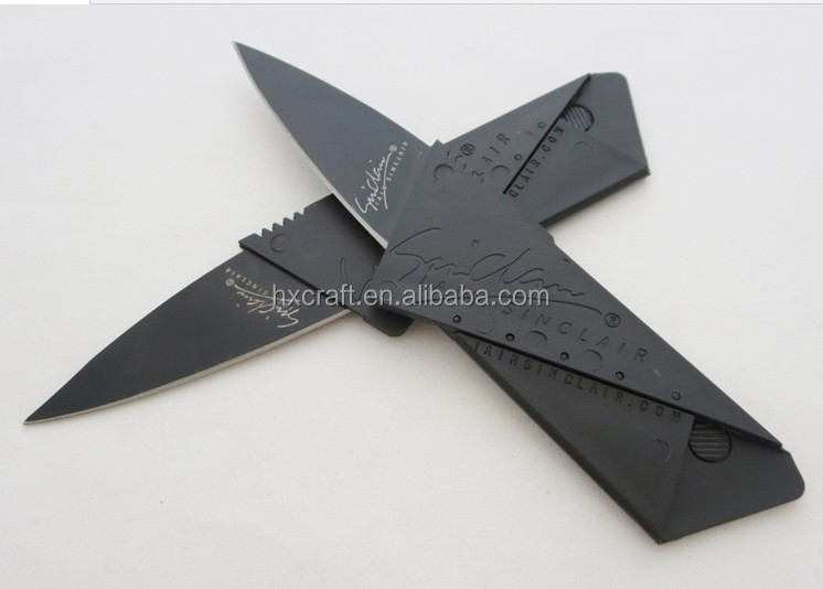 シンクレアiaincardsharp2オーセンティックを持つフォールディングナイフのクレジットカードサイズのシリアル番号が記載された黒刃問屋・仕入れ・卸・卸売り