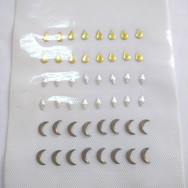 iron in hair charms 600-2.jpg