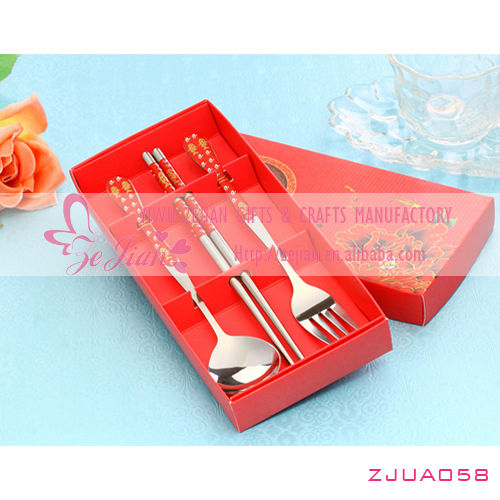 赤メモリーステンレス鋼箸スプーンフォークセットが夕食の食器のための結婚式のプレゼントの仕入れ・メーカー・工場