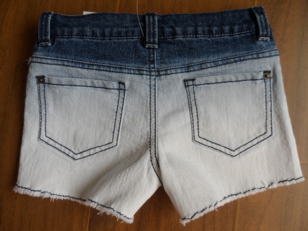 カスタムメイド98％コットン2％スパンデックス白漂白剤ディップ染料denimn生脚口女の子の夏のファッション短いホットパンツ仕入れ・メーカー・工場