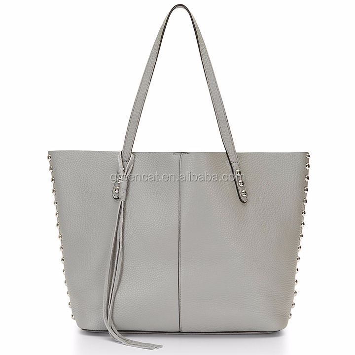OUR BRANDS These are the biggest bag trends of fall — hot off the runway and soon to be available at a Zara near you.