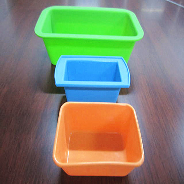 12 Chocolate Heart Swirl Silicone Chocolate Candy Mould