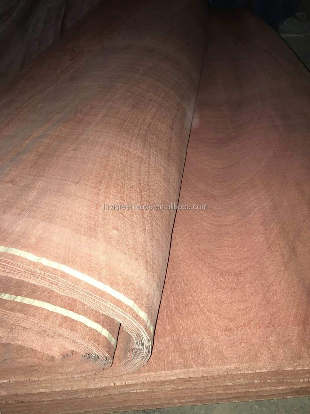 0.28ミリメートルロータリーカットsapelli顔ベニヤでサイズ8x4'、7 × 4; 6x4' 問屋・仕入れ・卸・卸売り