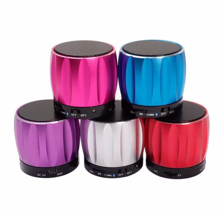 新しい到着ファッションステレオbluetoothスピーカーミニbluetoothスピーカーs10仕入れ・メーカー・工場