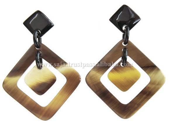 Buffalo horn earing SHE229.0.jpg