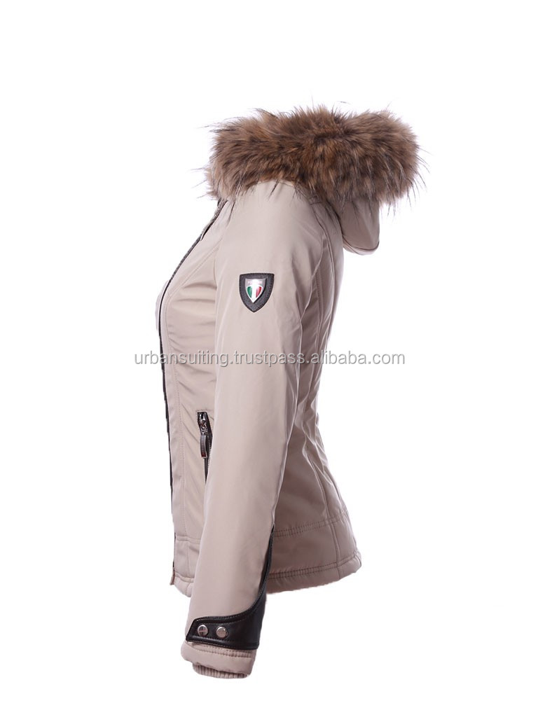 最新の冬のファッションレディースパーカジャケットの女性のためのファッション冬の風の証拠水ショートジャケット仕入れ・メーカー・工場