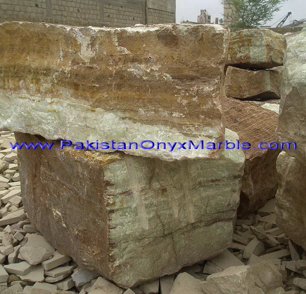 green-onyx-afghanistan-boulders-04.jpg