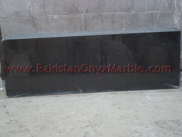 pakistan-black-granite-tiles-slabs-countertops-04.jpg