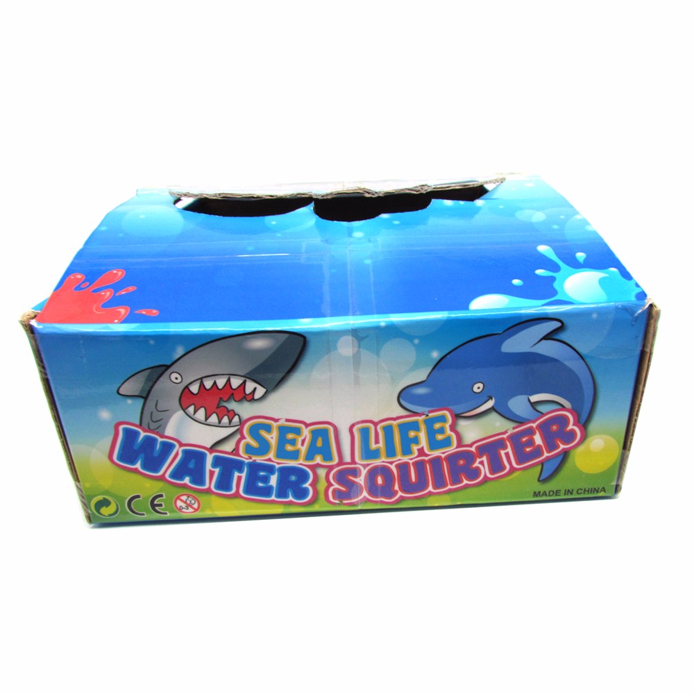 water squirter toy