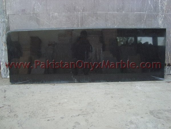 pakistan-black-granite-tiles-slabs-countertops-03.jpg